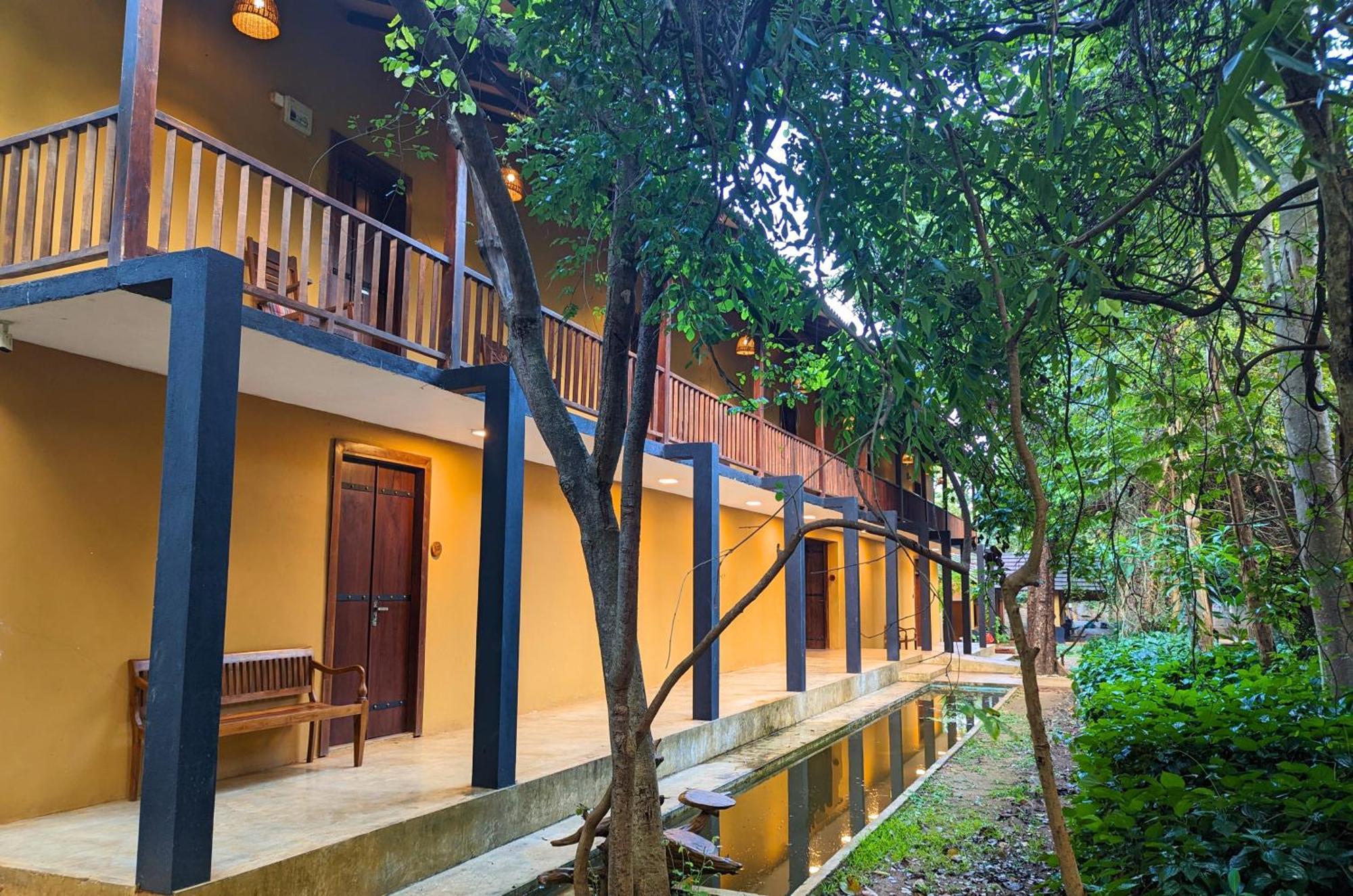 Pinthaliya Resort Сигирия Екстериор снимка