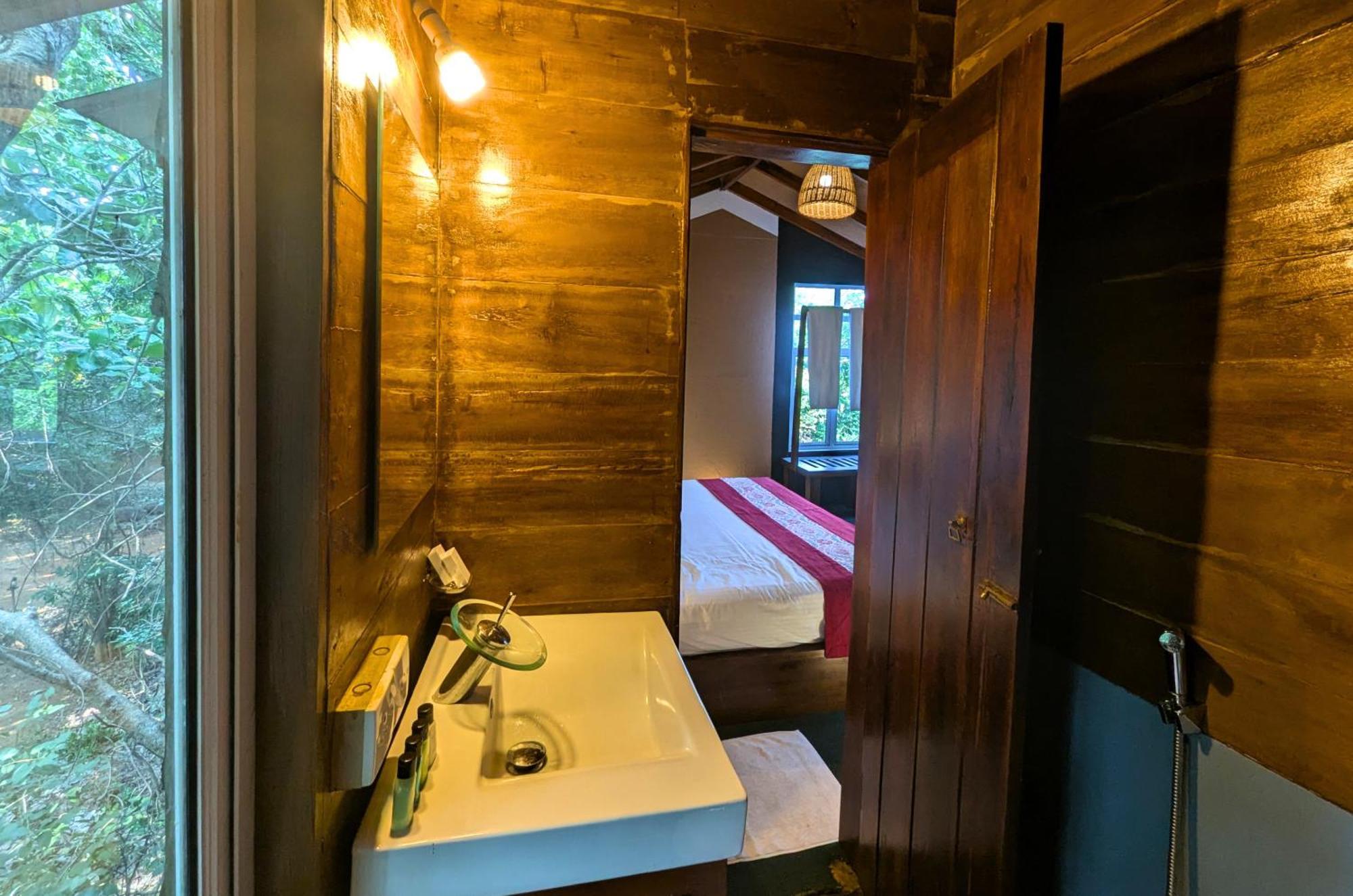 Pinthaliya Resort Сигирия Екстериор снимка